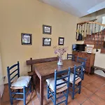 בית נופש La Casona De Pascueru De Poo De Cabrales קרניה דה קברלס