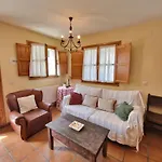 La Casona De Pascueru De Poo De Cabrales בית נופש קרניה דה קברלס