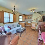 בית נופש La Casona De Pascueru De Poo De Cabrales קרניה דה קברלס