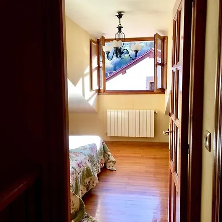 La Casona De Pascueru De Poo De Cabrales Сasa de vacaciones