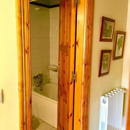 La Casona De Pascueru De Poo De Cabrales בית נופש *