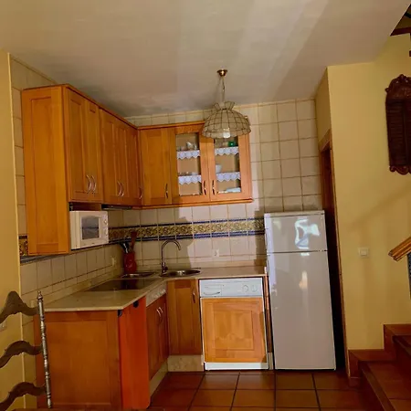 בית נופש La Casona De Pascueru De Poo De Cabrales *