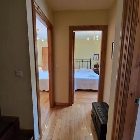 בית נופש La Casona De Pascueru De Poo De Cabrales קרניה דה קברלס