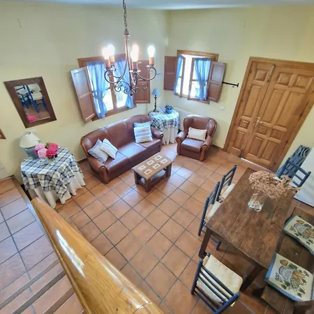 La Casona De Pascueru De Poo De Cabrales * Carrena de Cabrales