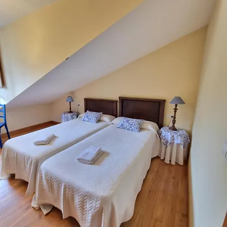 La Casona De Pascueru De Poo De Cabrales קרניה דה קברלס