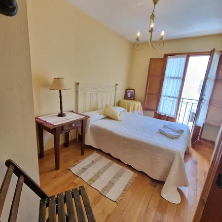 La Casona De Pascueru De Poo De Cabrales בית נופש קרניה דה קברלס