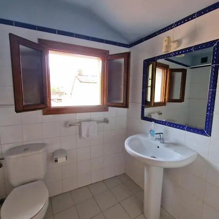 בית נופש La Casona De Pascueru De Poo De Cabrales קרניה דה קברלס