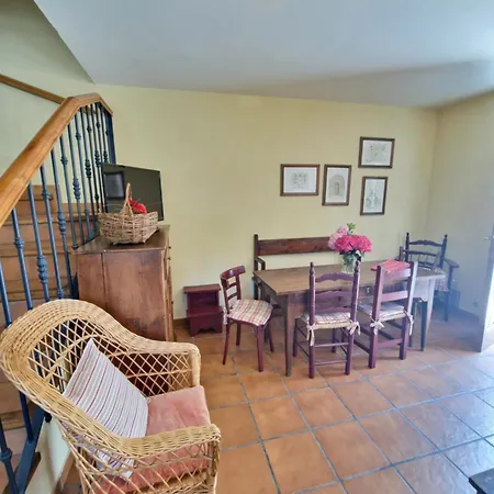 בית נופש La Casona De Pascueru De Poo De Cabrales קרניה דה קברלס