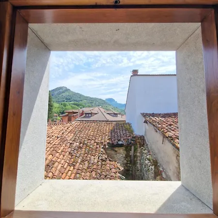 La Casona De Pascueru De Poo De Cabrales בית נופש